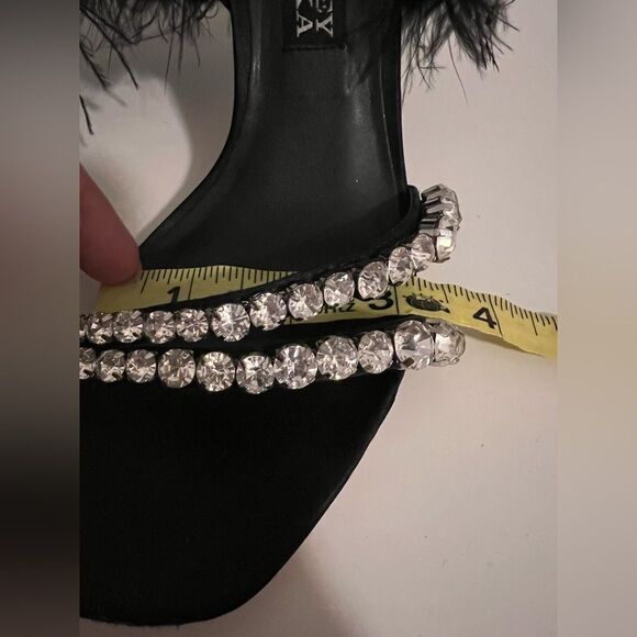 Badgley Mischka women’s black Heels - Picture 9 of 10